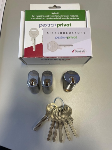 GegePExtra + Startpakke med 2 x Oval Cylinder, 1 postkasse cylinder og 6 nøgler