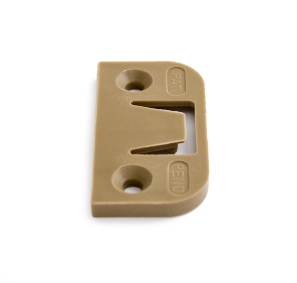 PLADE T.INDSTIKSHÆNGSEL 2STK brun