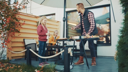 Muurikka elgrill 2200 w med sidebord