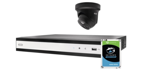 IP Pakke med kugledome, Sort 4 kanals NVR