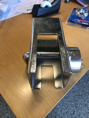 Smart All around trailer lock in very strong quality.